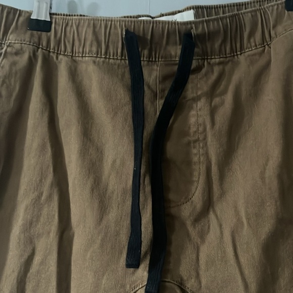 Urban Heritage Everyday Joggers size Medium - Picture 2 of 6